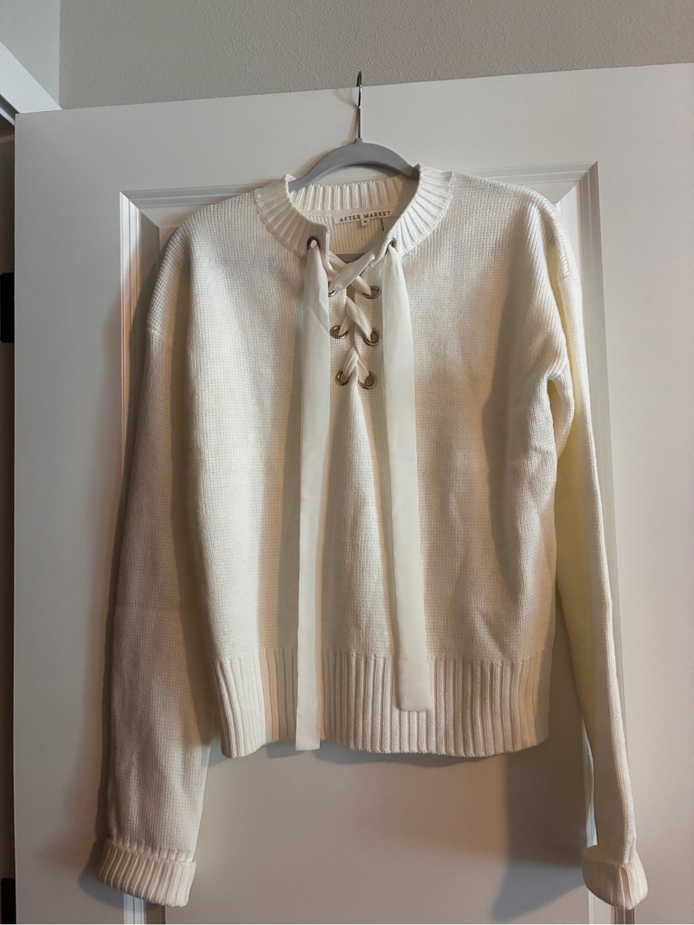 White Crew Neck Sweater with Ribbon Lace-up Detail